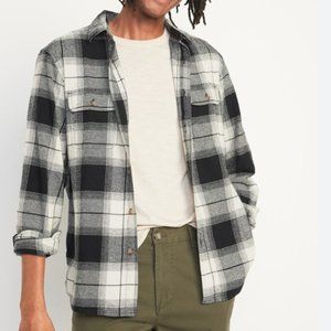 Men's Old Navy flannel shirt | Size large | NEVER WORN